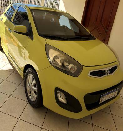 KIA PICANTO 1.0 EX 12V FLEX 4P AUTOMÁTICO KIA PICANTO 1.0 EX 12V FLEX 4P AUTOMÁTICO